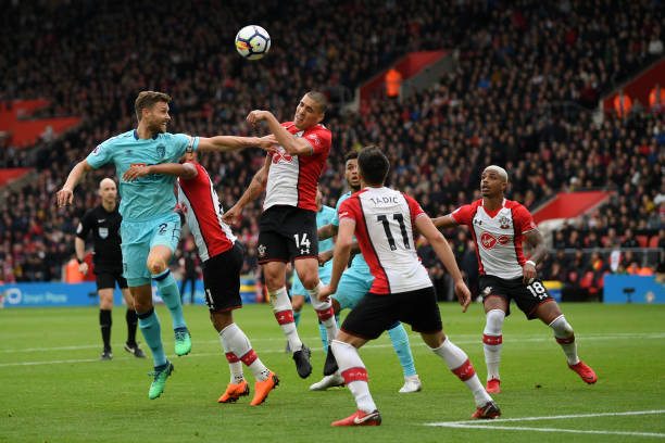 罗伊斯的伤 罗伊斯的伤